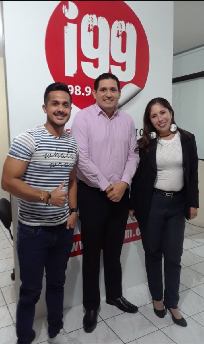 vivebien_ecu's tweet photo. Todos invitados al #Congresodeinfluencers2018 
#chat #Allyouneedischat @radioi99 https://t.co/RtWKFRrAkz