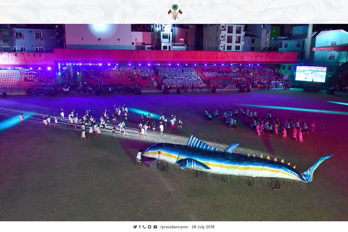 ahmed_narysh's tweet photo. Excellent performances by the schools and MNDF during tonight's #IndependenceDay festivities! Congratulations and Happy 53rd Independence Day! 
#Independence53 #Minivan53 https://t.co/gij3SVLM9x