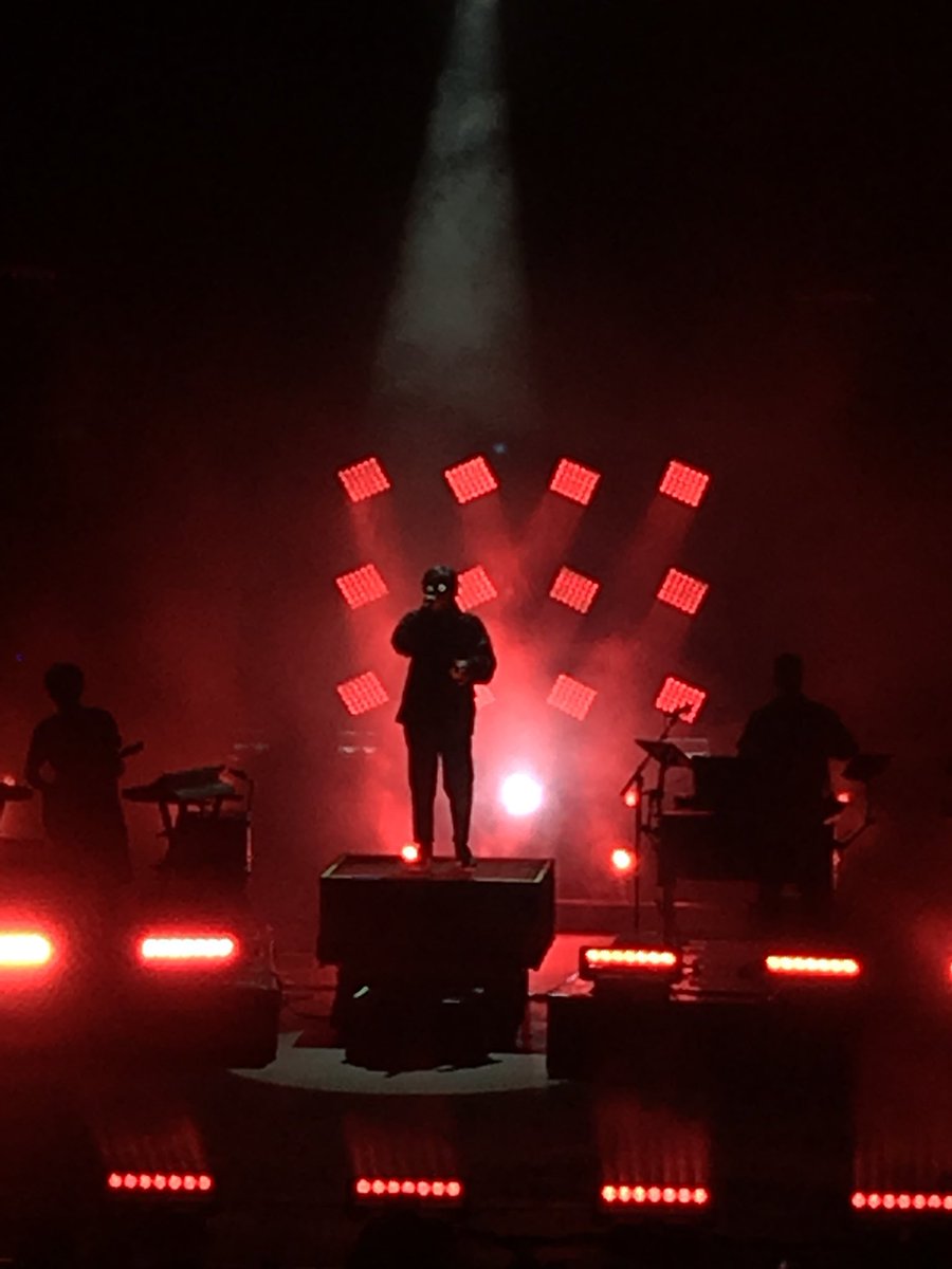 asukichrvt's tweet photo. Merci @Orel_san ❤️ #orelsan #LaFeteEstFinie #TheatreAntiqueVienne #Festival2018 https://t.co/XxqmNaSyMM