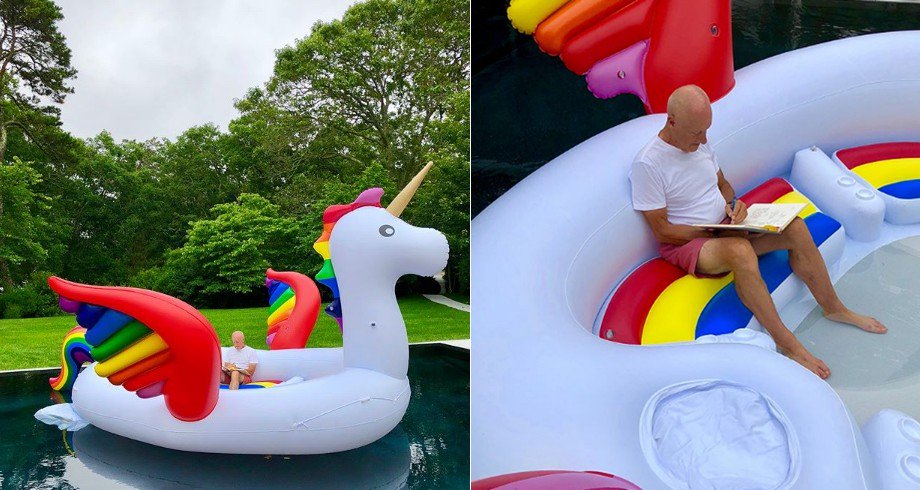 hitear's tweet photo. Norman Robert Foster. Posado de verano. Oficial.
#sayhellotosummer #unicorn #InflatableUnicorns Vía @j_echarte https://t.co/b7aXDX9pRu