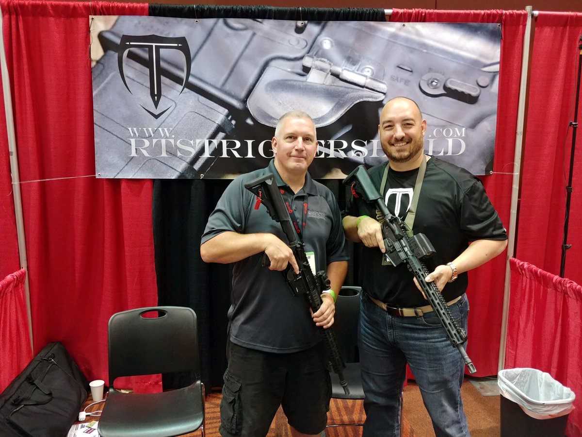 triggershield's tweet photo. Had a great time shooting a quick video with Eric Foxtrot, managing editor of @gunsandtactics magazine, at our @triggrcon booth today. Head on over to our Facebook page to watch! #triggrcon2018 #triggrcon #gunsandtactics #gunsoftwitter https://t.co/SYiLDr8Lnq