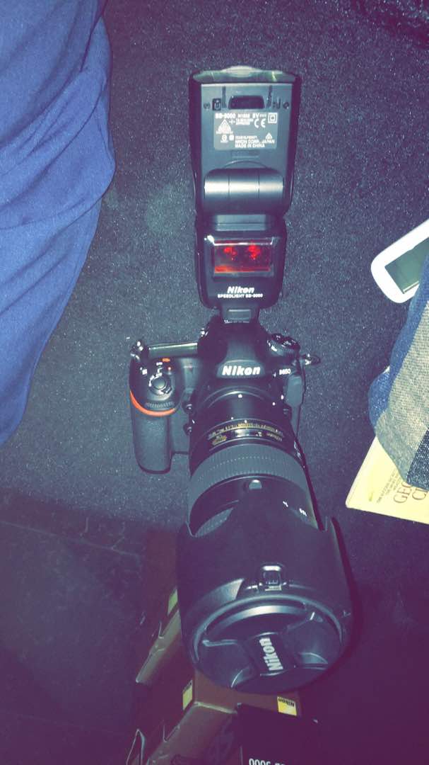 Neatly Used Nikon AF-S NIKKOR 70-200mm f/2.8E FL ED VR Lens 
_________________
For Urgent sale
#cameratraderng 
#nikon #naija
#70200mm 
#lens #photo 
#photographer
#nikonlens
#nikonshooter
#film #video
#lagos #camera
#online #sale 
#buy #ikeja