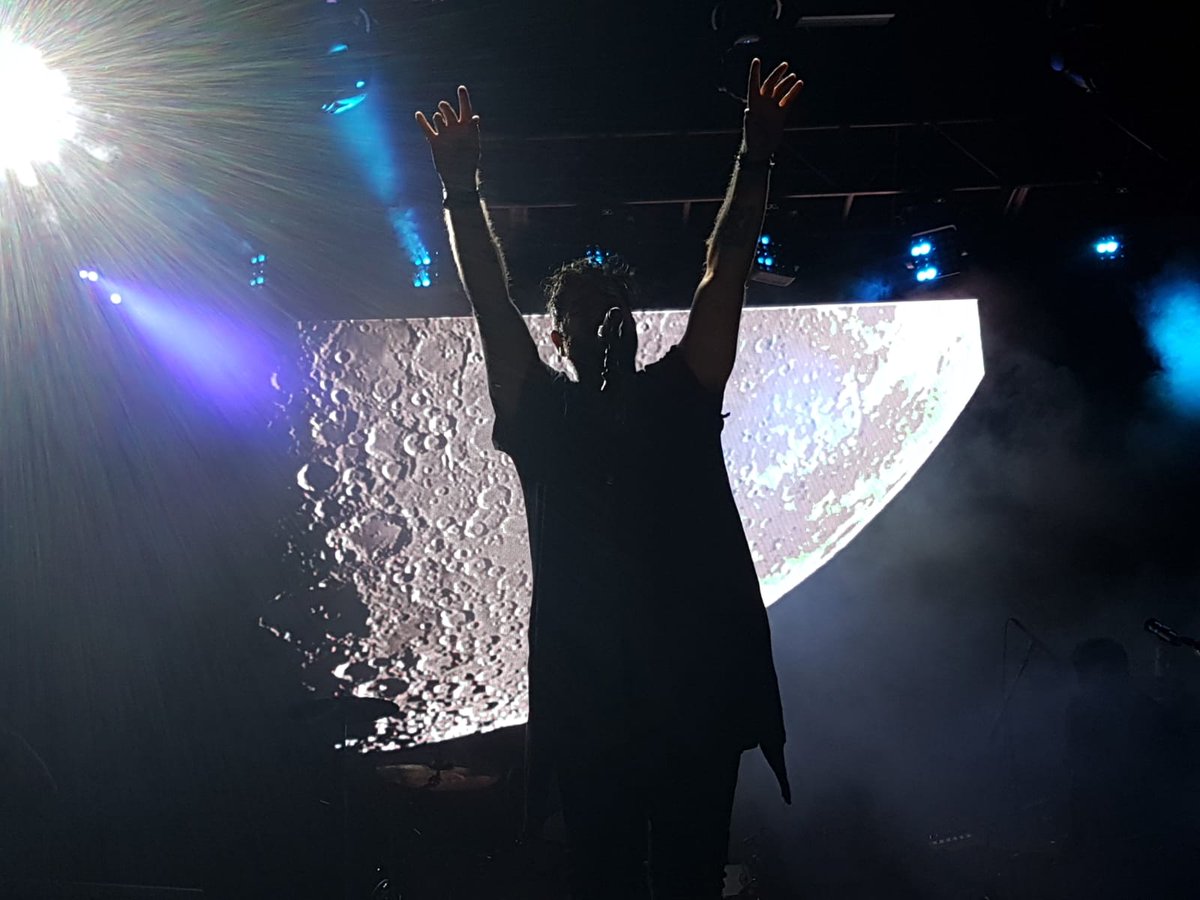 ClubFansOROZCO's tweet photo. En Roses(Girona) también ha habido un eclipse esta noche, y el culpable @antoniorozco  #OrozcoSummerClub18 

📸 @JFelix1974 GRACIAS 😘😘😘 https://t.co/xvYdEAjwip