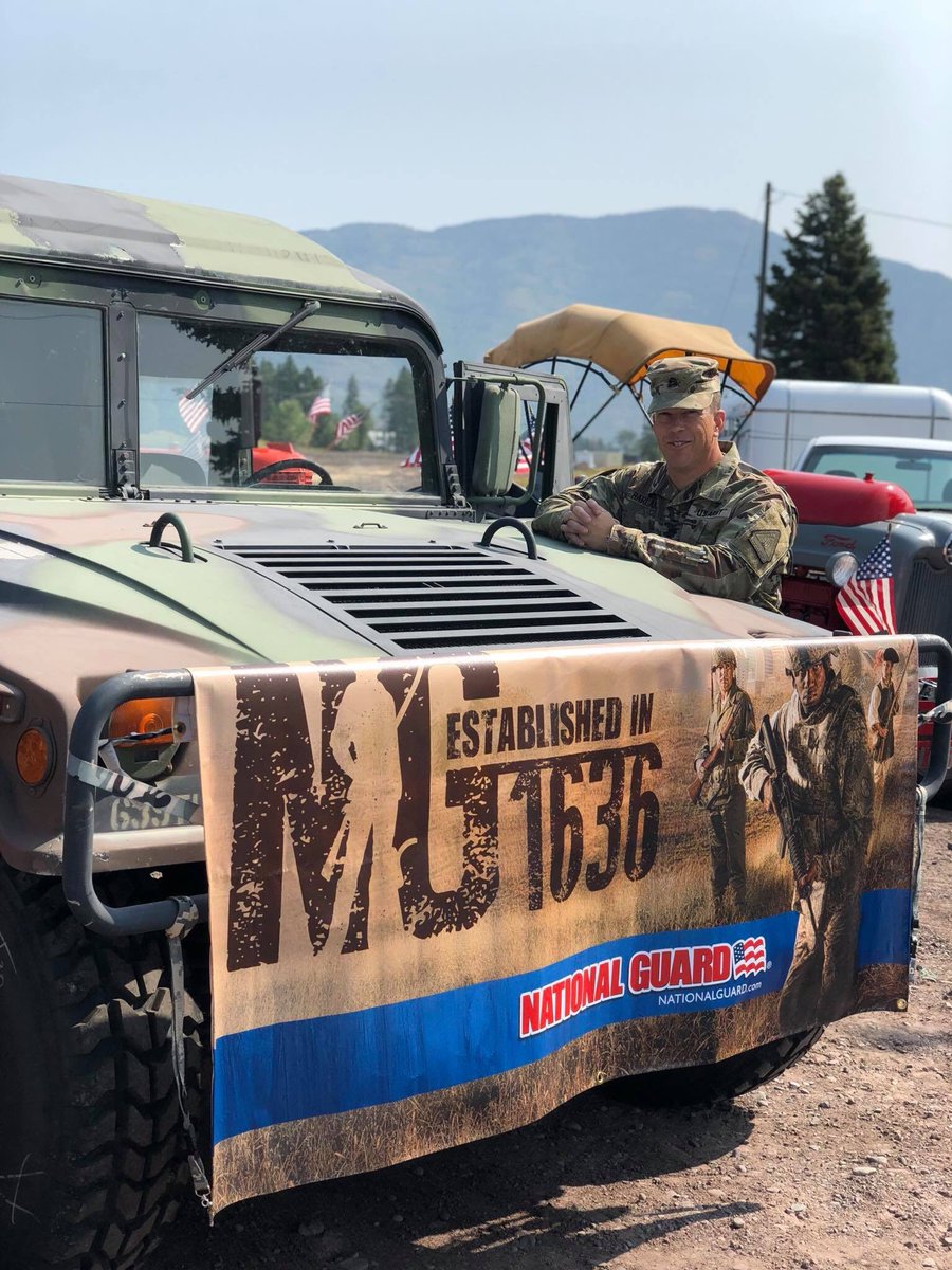 ArmyMontana's tweet photo. Heritage Days Parade in Columbia Falls!! #mtarng #goguard #hooah https://t.co/cxQKmDrUxx
