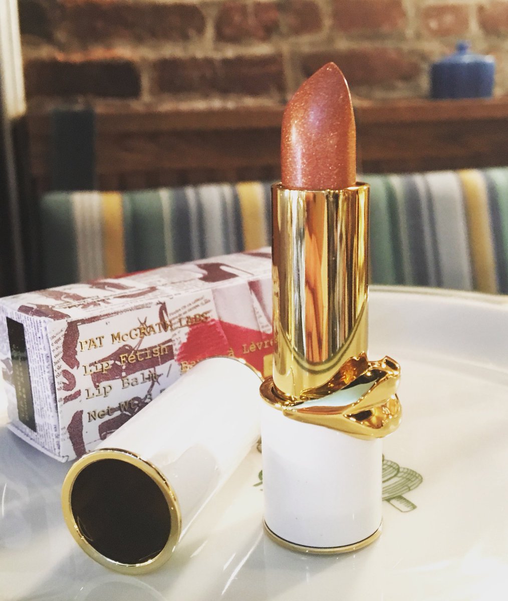 Happy lipstick day! (Astral Bronze by Path McGrath) <a href="/patmcgrathreal/">Pat McGrath</a>