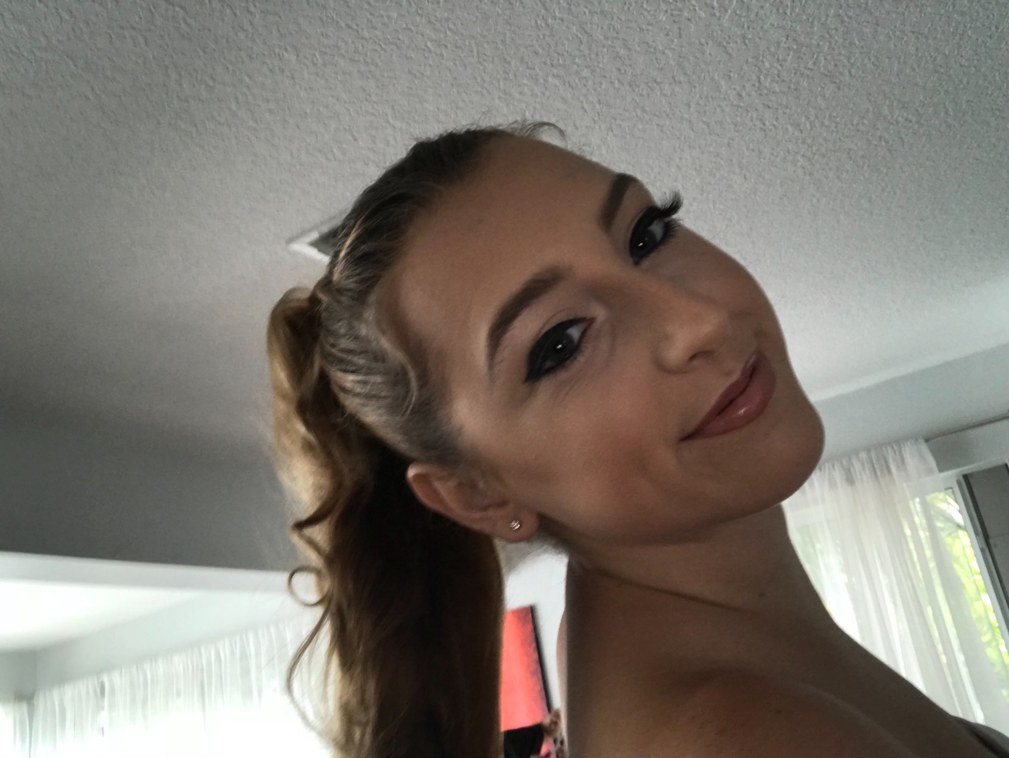 melody parker 🦄🌈💘 🦋 on Twitter: "behind the scenes 🤪…