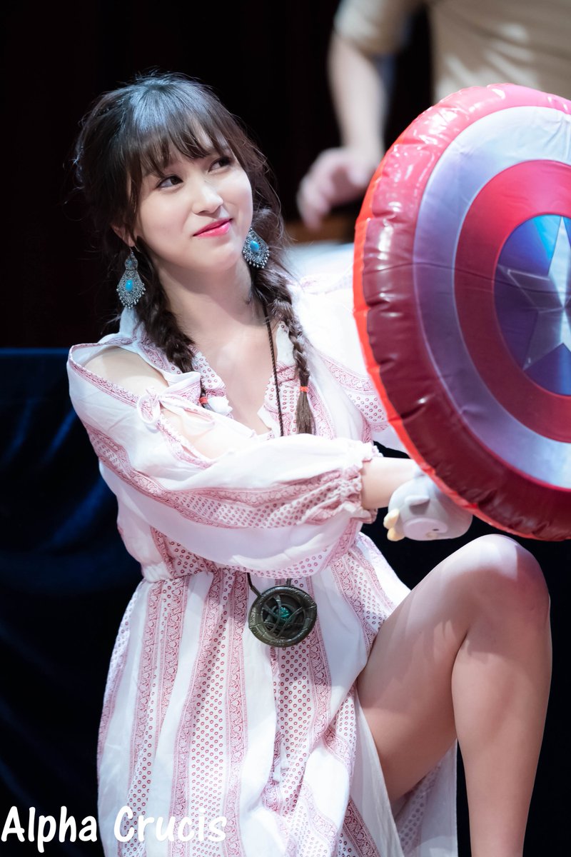 AlphaCrucis0324's tweet photo. 180721 팬사인회 상암 누리꿈스퀘어 국제회의장 어벤저스 #MINA #미나 #ミナ #名井南 #TWICE #트와이스 https://t.co/6PpUeUlzeg