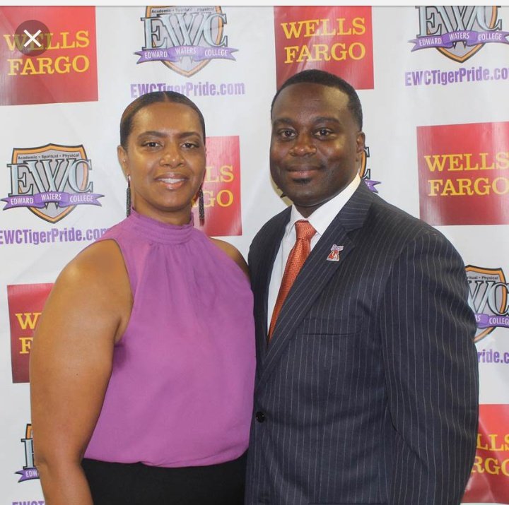 EdwardWatersMBB's tweet photo. @EdwardWatersMBB Head Coach @CoachSummers03 and his wife Mrs. Ragan Summers, M.S. Ed.
Director of the Counseling Center
"Winning is non-negotiable!" https://t.co/abZ9kR7xtZ