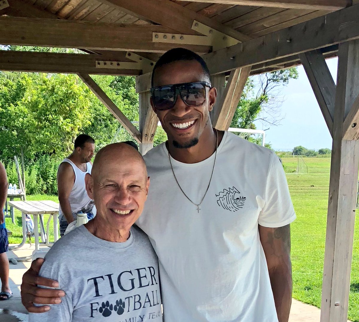 KJSTROUD10's tweet photo. The ๐ when you mention one of the most genuine all about the kids when it comes to coaching he sits on that list. Love always and forever. My HS Head Coach Vinny Laino.
#BleedBlue #forthamiltonhighschool https://t.co/ykv10TeHdv