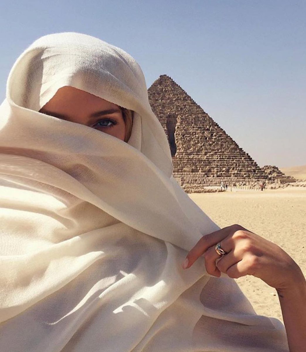 Hi_Binance's tweet photo. I do #trade to #travel

#magik #Egypt circa 2012 and 2016 

Going back to the land of Pharos in late 2019 
#robertschoch #johnanthonywest #grahamhancock https://t.co/RD9tvbrSzp