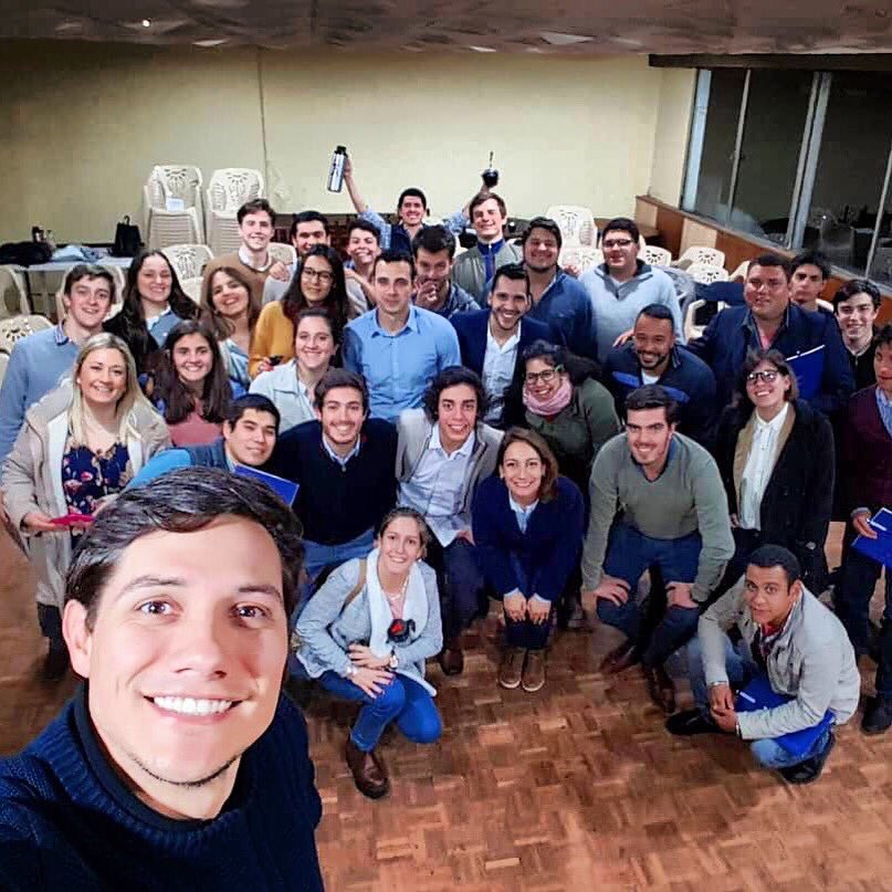 augustobonet's tweet photo. Muy buena jornada de capacitación en la Regional de la @kasmontevideo y @PNacionalJoven.
Formándonos, escuchando y debatiendo. Mañana la seguimos! https://t.co/wCqAUxoz6o