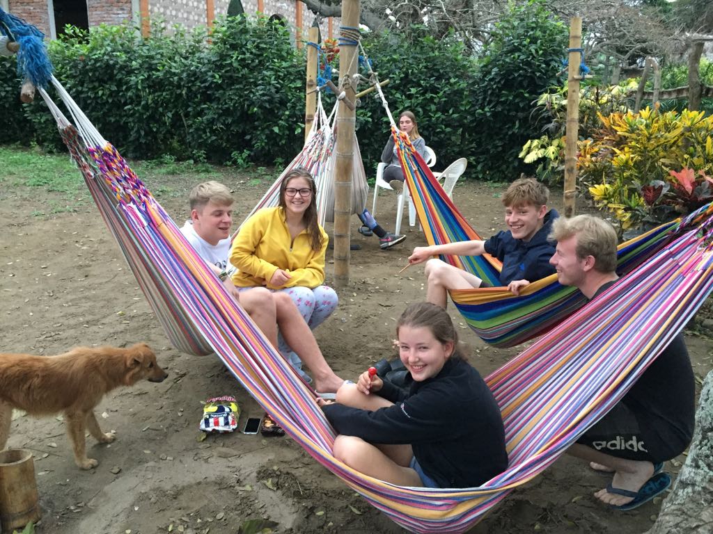 CampEcuador's tweet photo. #TeamSanPedro Chilling out at #CampCosta a well deserved break #DoSomethingAmazing #CampsEffect @CampsInt https://t.co/ZkyFpMfYsH