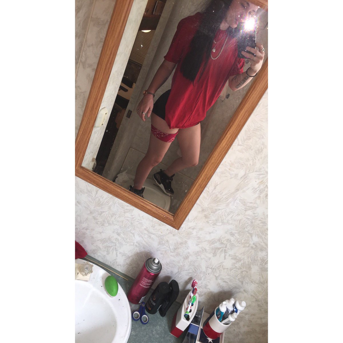 Codie_Marie12's tweet image. “Bitch im on my blood shit, SuWoop, SuWoop” ❤️🅱️‼️🤘🏼