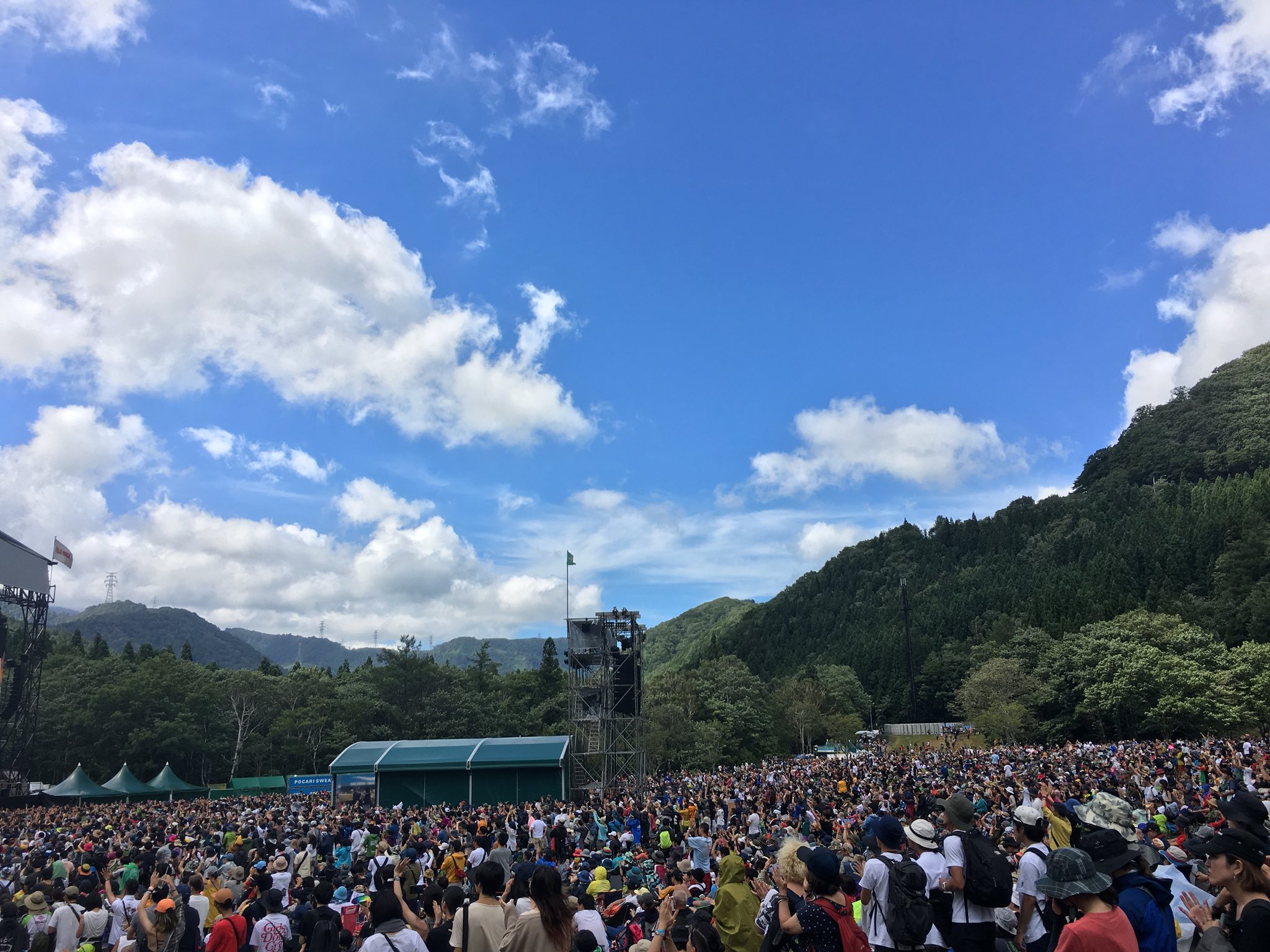 鹿野 淳 フジロック最終日 鼓童からking Nuを経てのsuchmos 世代もジャンルも価値観もロック の概念も超えて みんながみんな今のロックをぶつけ鳴らす気概が堪らない サチモスが湘南と苗場のセックスで生まれた子供に見えた Suchmosヨンスと次号 鹿野 淳 フジロック最終日 鼓童からking Nuを経てのsuchmos 世代もジャンルも価値観もロック の概念も超えて みんながみんな今のロックをぶつけ鳴らす気概が堪らない サチモスが湘南と苗場のセックスで生まれた子供に見えた Suchmosヨンスと次号