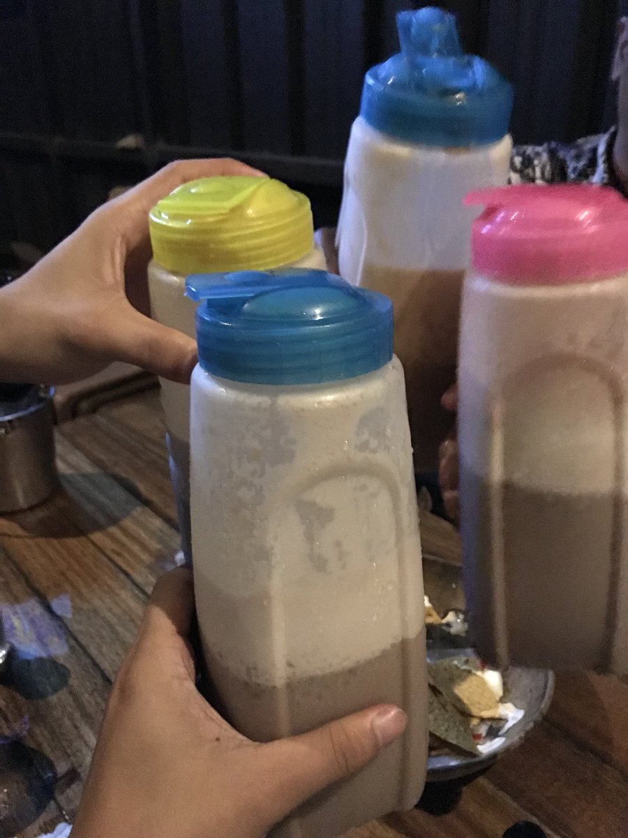 PCuaton's tweet image. AT TUMIGIL ANG MUNDO 🤢😷 WAYS ON HOW TO PROPERLY DRINK COCKTAIL ❤️🔥😍