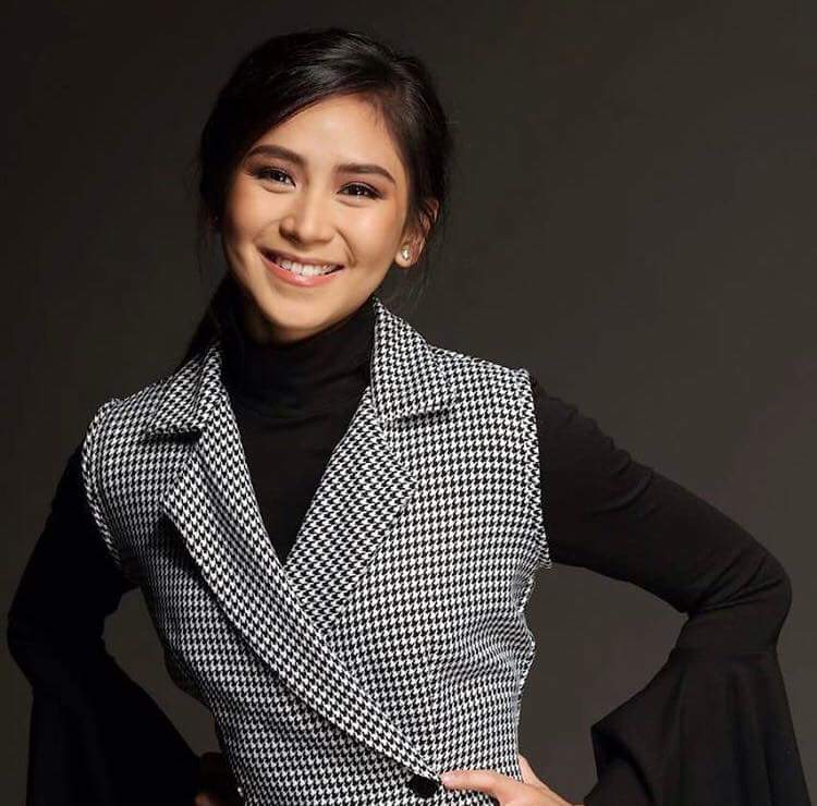 Happy bday my queen Sarah Geronimo! Ilove this girl   