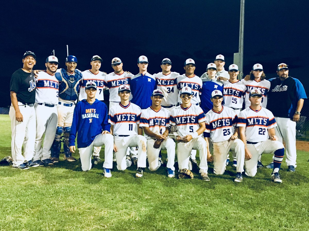 In Mets 17U Orange championship game, <a href="/ZachGardiner97/">Zach Gardiner</a> <a href="/Noel_MD_24/">Noel M. Doyle</a> and <a href="/noah_hull34/">Noah Hull</a> all hit HRs in the 16-10 victory. Hull w 5RBIs. <a href="/CPBLeague/">CPBL</a> #WeAreTheChampions