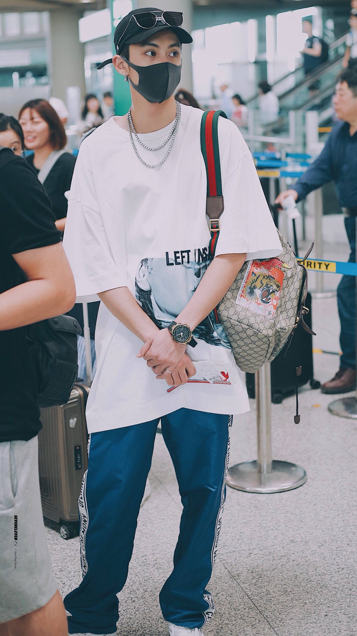 Airport Fashion — Dylan Wang - March 25th 2022