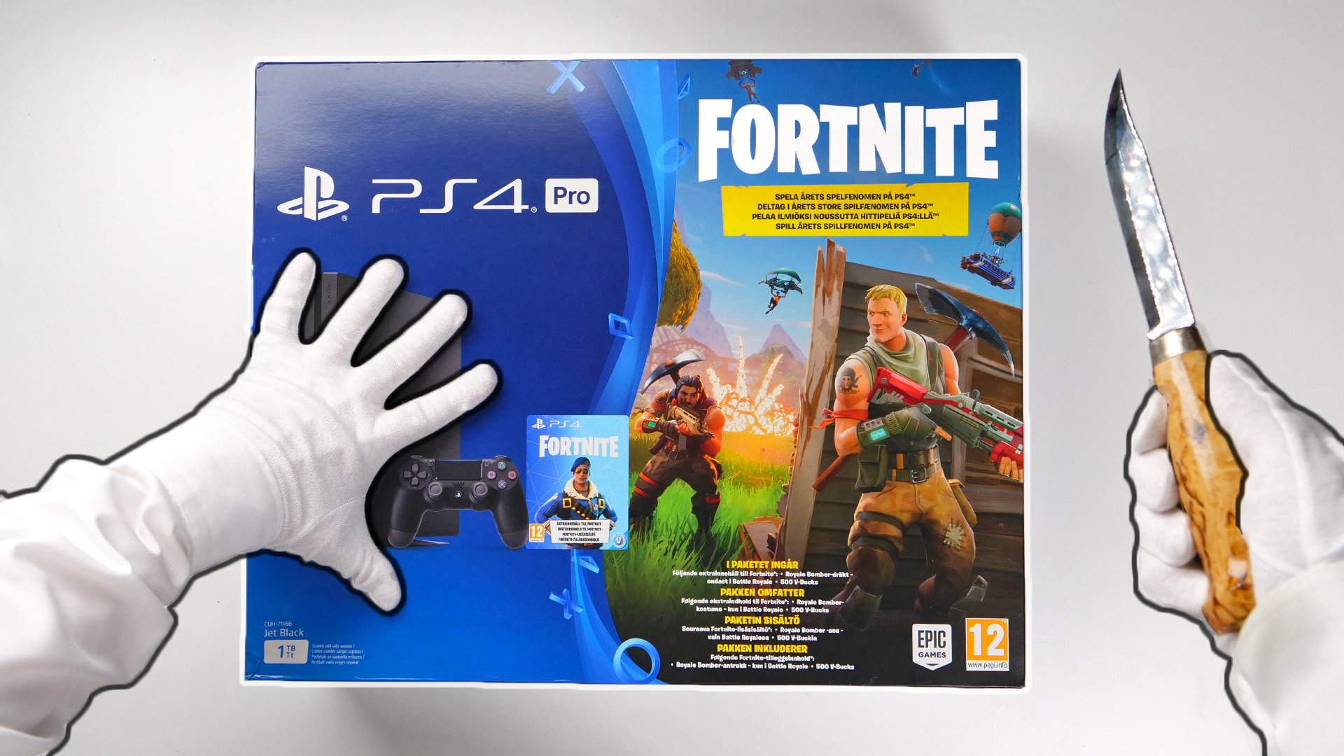 TheRelaxingEnd on Twitter: "PS4 "Fortnite" consoles unboxing (PS4 &amp; Slim). Comes with exclusive skin. https://t.co/YzJOXkkMBG / Twitter