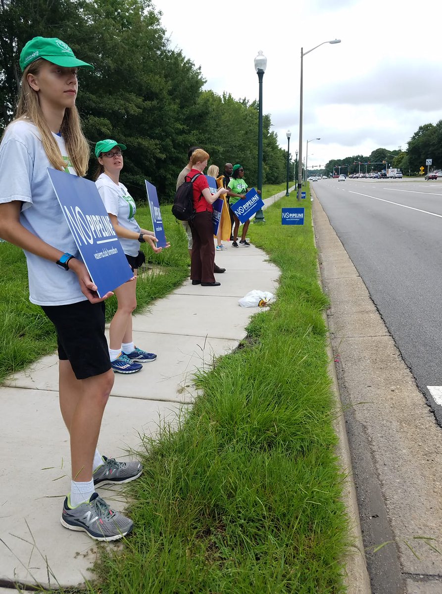 Chesapeake Pipeline Resistance and @GreenPartyHR held a #NoPipeline #DivestWellsFargo rally today in Chesapeake Va. outside of a funding institution of fracked gas pipelines. #RiseTogether #NoACP #NoMVP #NoBayouBridge #NoDAPL