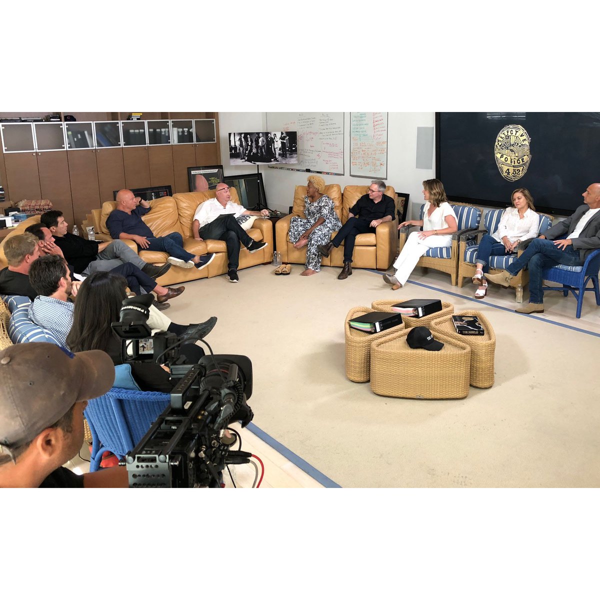 AllianceHomeEnt's tweet photo. THE SHIELD cast is back together! Just a glimpse of the new features to be included on the upcoming Complete Series Blu-ray Collector's Edition release! https://t.co/hJsTSpQbar #shieldonblu #ShieldCastAndCrew #striketeamreunion https://t.co/oIhsNnBK90