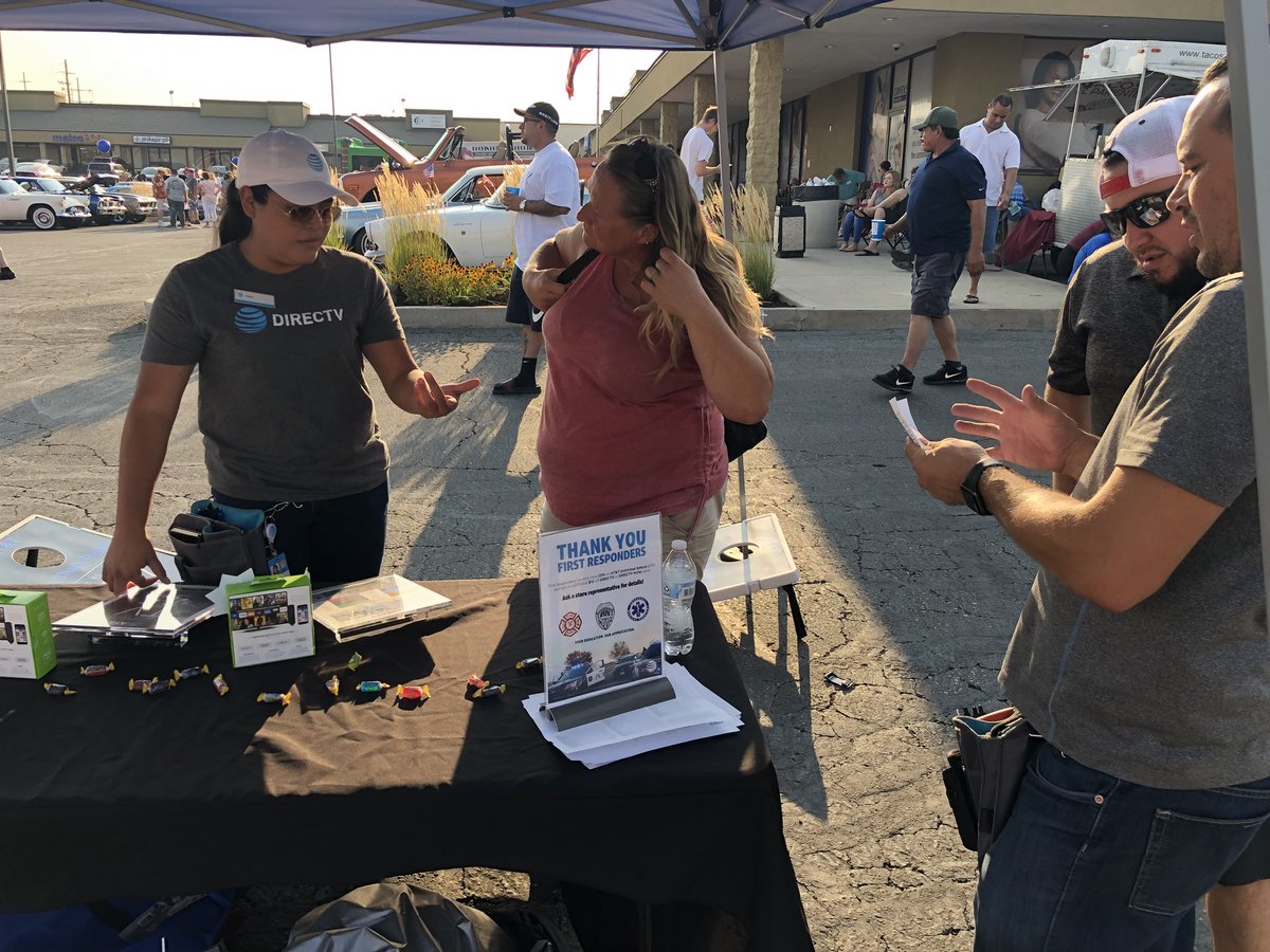 DaRealNoe's tweet photo. Come check out your entertainment crew at our local community car show! 🏎💨

#FreeRoku #FreeCarShow #RMRWins https://t.co/REdonH3rO7
