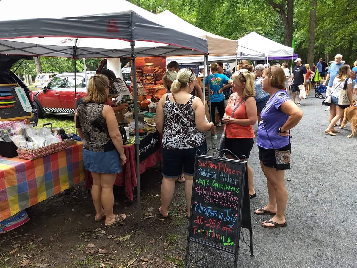 DeniseSawyerTV's tweet image. It was a busy morning at the marketplace! Folks enjoyed live music performed on two stages, a guided market tour with the Worcester County Health Department and lots of fun activities for everyone. 
#loveMdmarkets #OceanPinesMd #BeachandBeyond #OceanCityMd #PinesPride