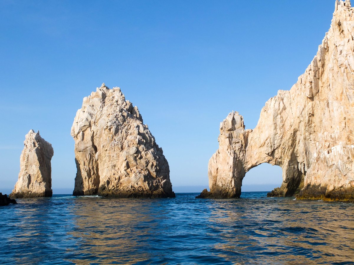 itstimetowander's tweet photo. El Arco - The Arch at Mexico's Land's End (Los Cabos in Baja California Sur) is awesome. Put it on your bucket list. #TravelExpo #ShowcasingTheAmericas @TravelExpos @LosCabosTourism @PGR_BCSur @VisitMex @VisitaBCS #ElArco #TheArch https://t.co/kWDmlZKQgL