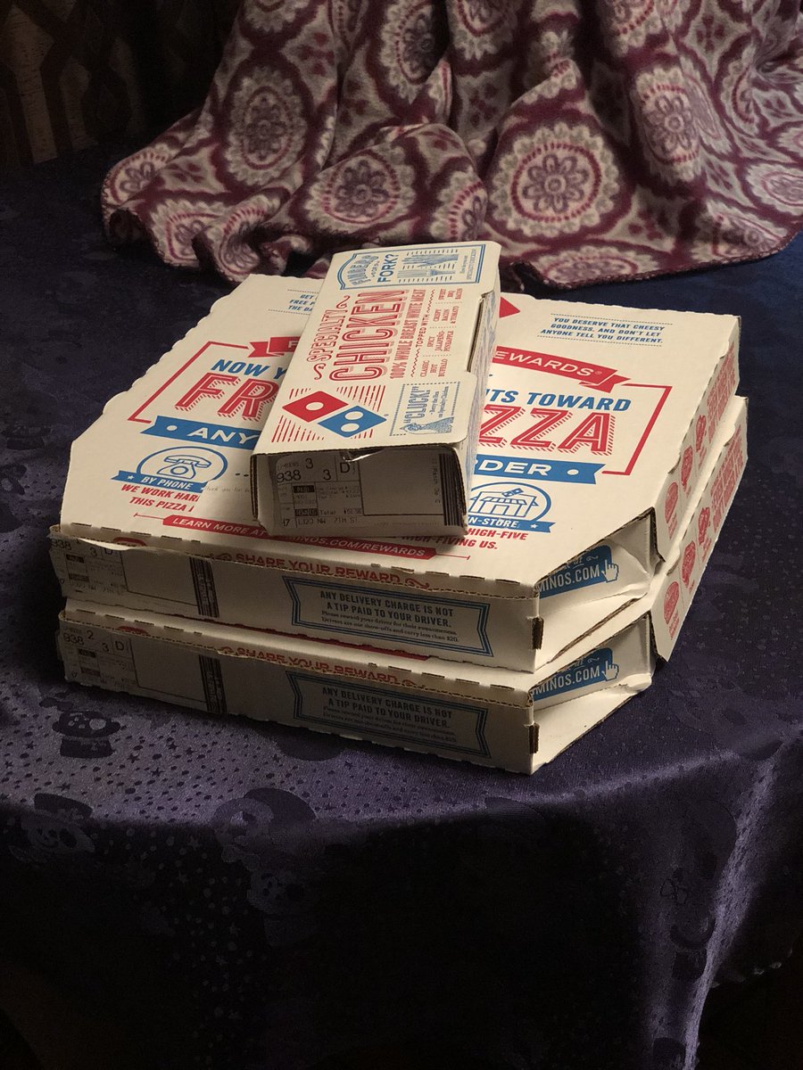 Looopzzzz's tweet image. Shoutout to @ReviveDragon #pizzaplug also thanks to my babyyyy @RJz32 for buying it 😘