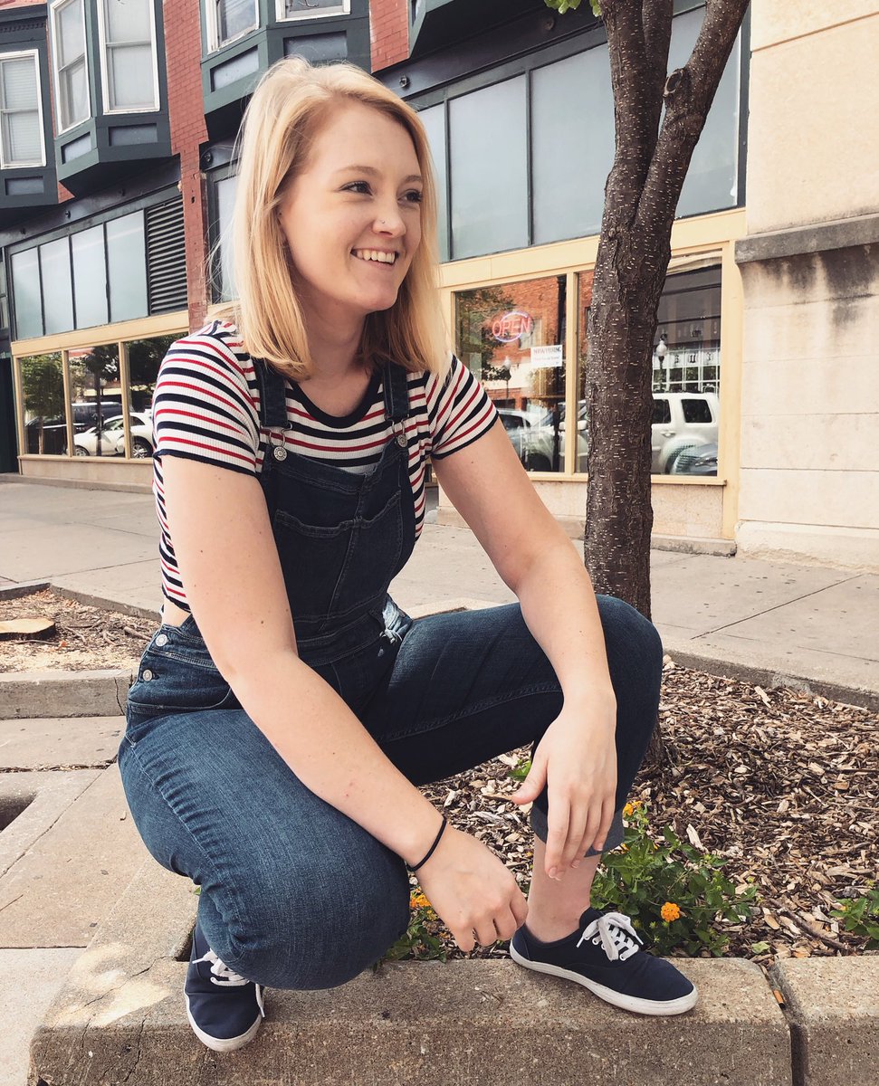 IAmNotInNeed's tweet image. I was just doing some research and as it turns out my glow up is actually insane