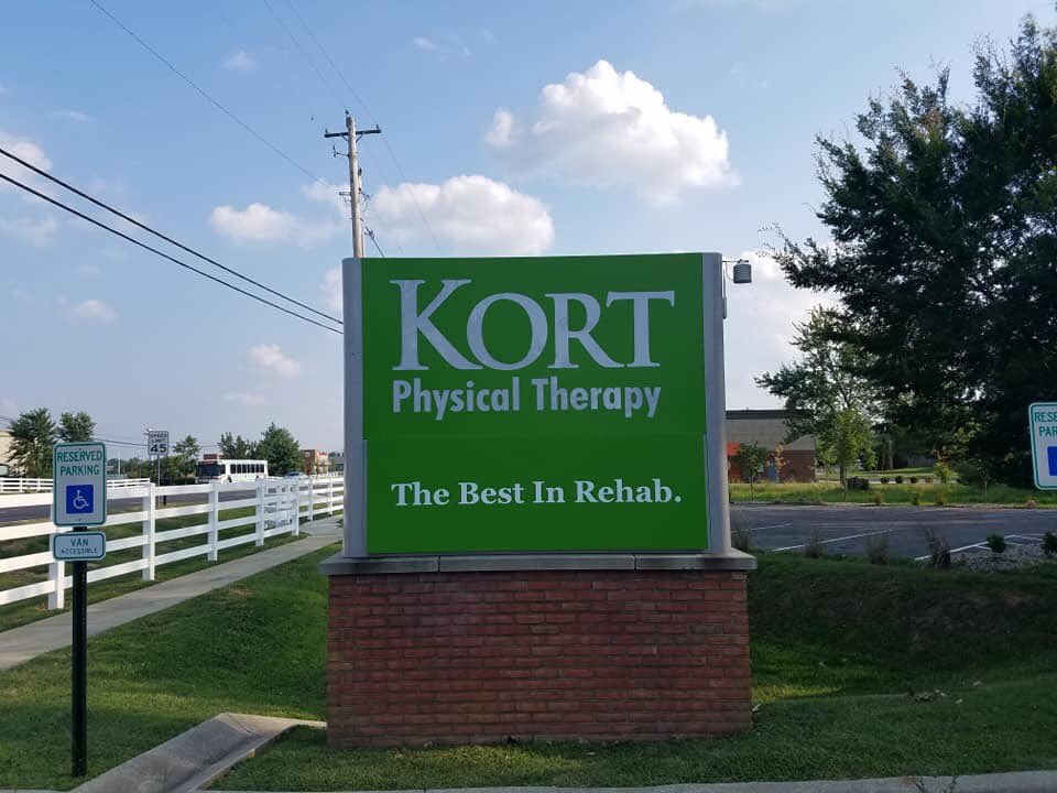 KORTPT's tweet photo. KORT Jeffersonville is OPEN in their New Location at 3121 East 10th Street, right next to Aldi's. Same Great Therapists! Stop by &amp; take a tour of our new clinic. #BestinRehab https://t.co/Cp8bQB6uAI