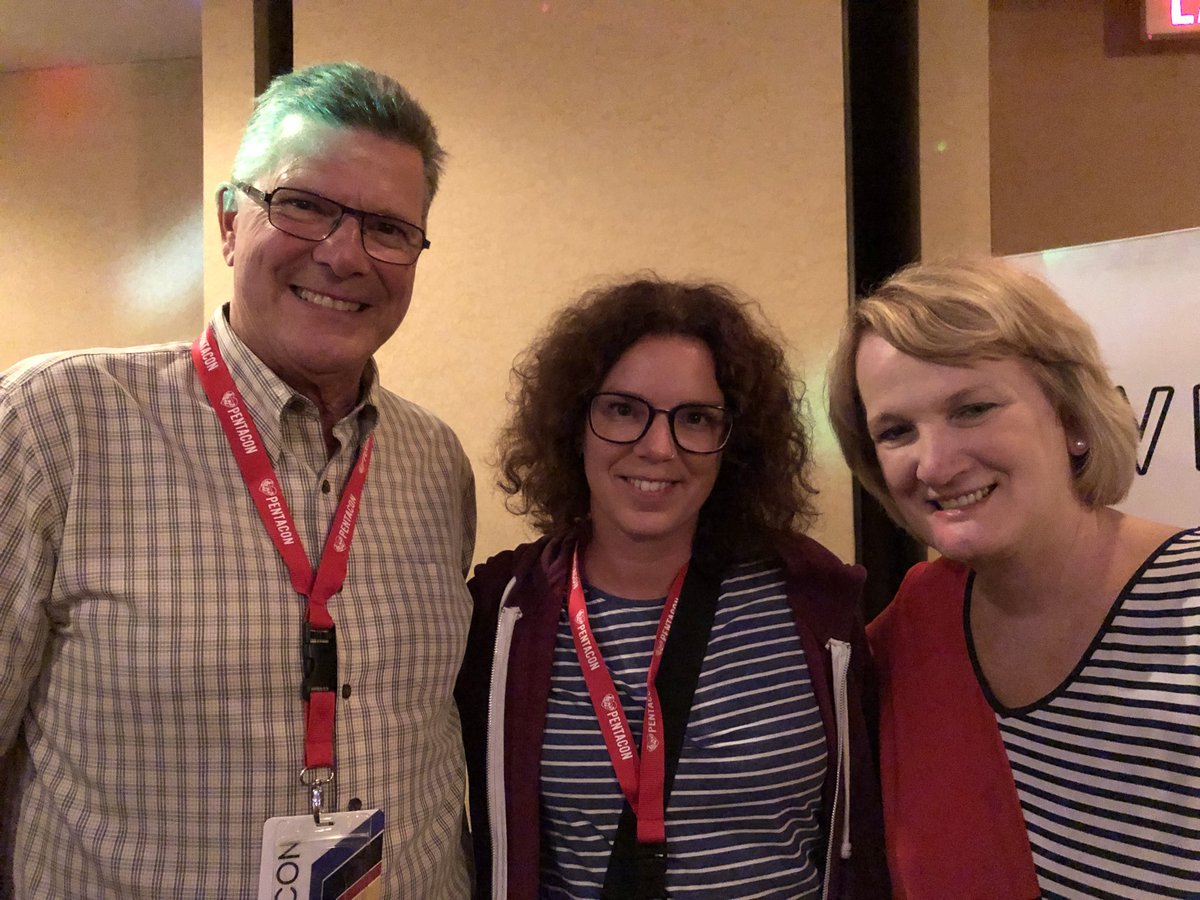 PTXFans's tweet image. Christmas in July at @PentaConEvent! #Pentacon2k18