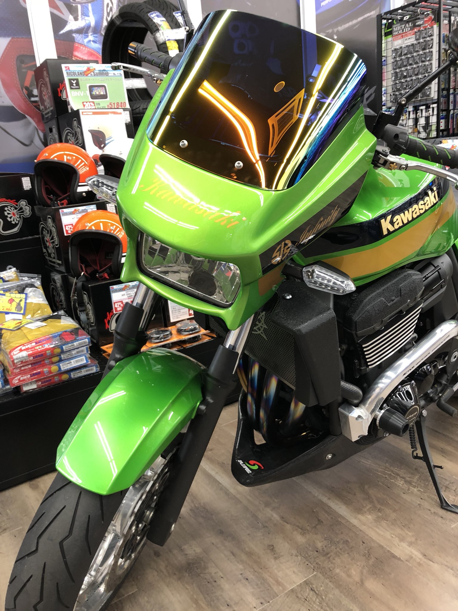 アクリポイント ミラースクリーン　ZRX 1200ダエグ　DAEG　/ Kawasaki ZRX1200DAEGミラースクリーン - アクリポイント