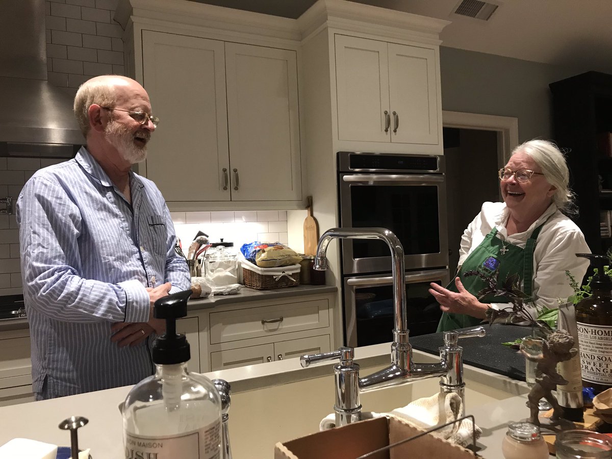 SaraHayes04's tweet photo. why are my grandparents the cutest thing ever https://t.co/PnqTet2x15