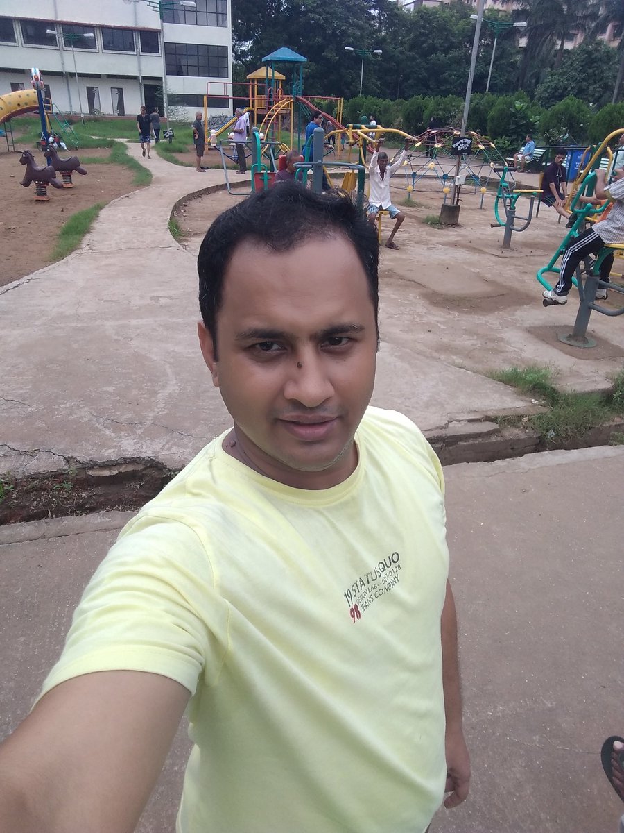 neerajkumarray2's tweet image. #Back_on_Track 
दौड़ने के नियमित अभ्यास से आत्मविश्वास में बढ़ोतरी होती है और आप अपने जीवन पर बेहतर नियंत्रण रख पाते हैं।
#10KM 
#HumFitToIndiaFit 
#FitIndia