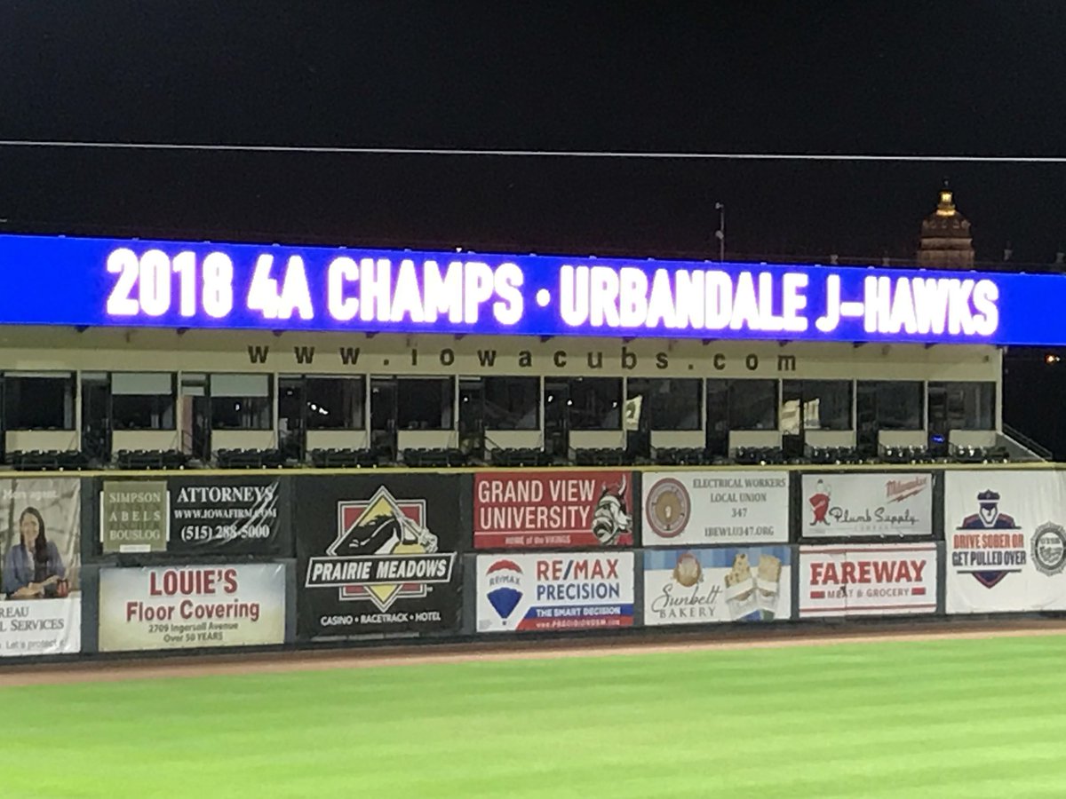 Mrs_JHale's tweet photo. Congrats Gentlemen! #uhsbaseball https://t.co/MyUmfYbvJ6