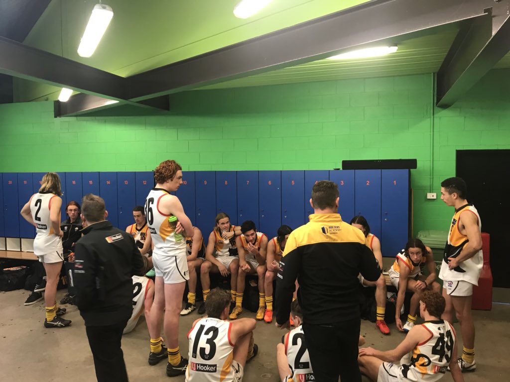 DandyStingrays's tweet photo. 1/2 time with the aid of the breeze we kicked 3 goals &amp; held @CalderCannonsFC to 1 point taking the lead at the long break 4.6.30 to 2.3.15  Bailey Williams with 2 goals @TACCup #rayscave2018 https://t.co/m8kVgo1tgS