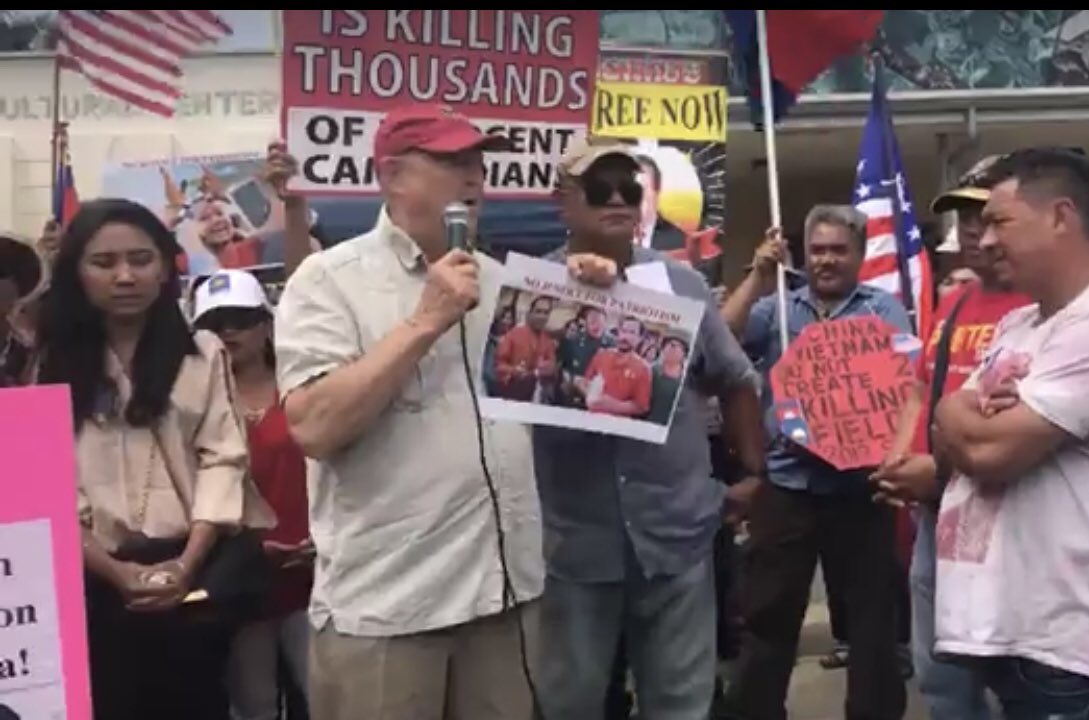 SamathidaKem's tweet photo. In Long Beach today, @DanaRohrabacher stopped by to show solidarity with the Cambodians who choose to keep their #CleanFinger https://t.co/Z1Nf8Z3svN