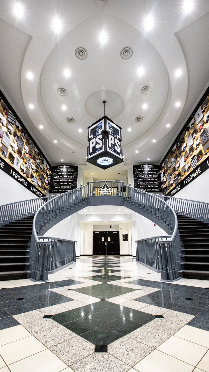 IPromise school foyer via @LFFamFoundation