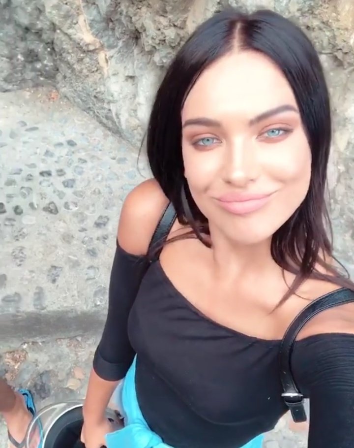 El me tiene asi de feliz 🖤🐼