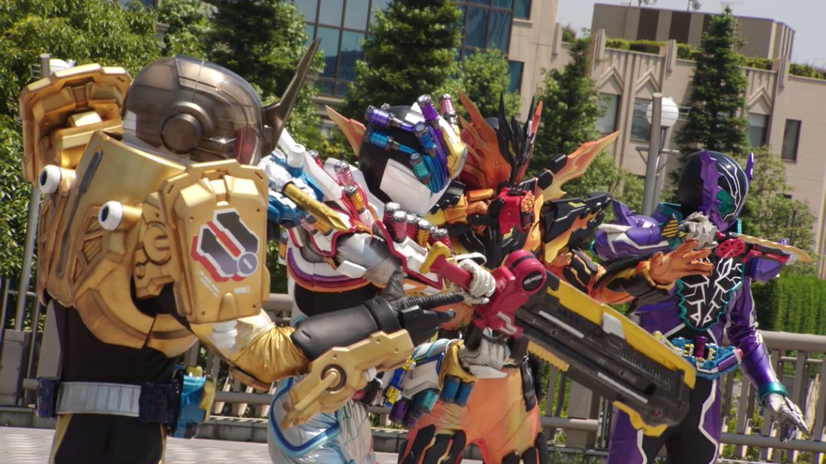 仮面ライダー画像bot در توییتر 仮面ライダービルド ジーニアスフォーム 仮面ライダークローズマグマ 仮面ライダーグリス 仮面ライダーローグ
