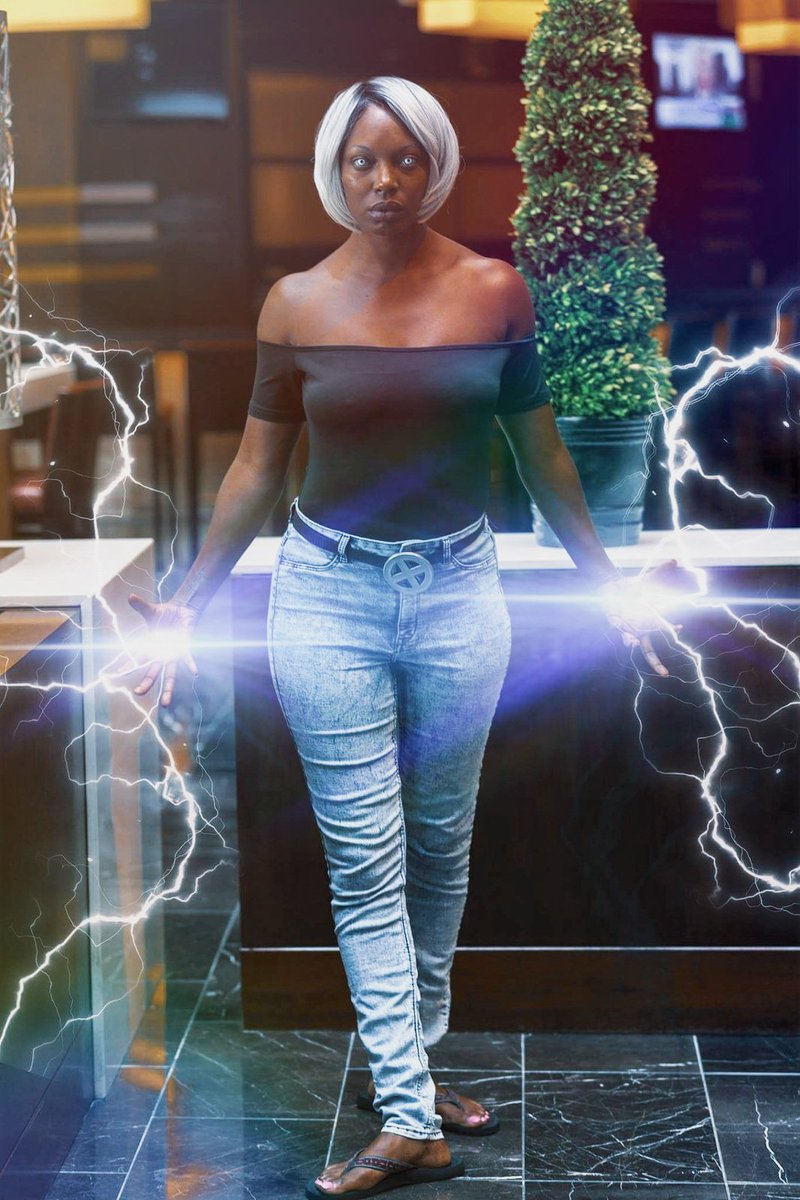 overanddonenow's tweet photo. Blerdcon was great and my arms are so tired #doievenlift #doesacameracount
#blerdcon #storm #marvel https://t.co/AfN8M1y01X