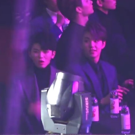 The staff told jihoon to sit beside soonyoung;;;eye contact > pretend it didn't happened > see soonyoung drink > jihoon grab water too
