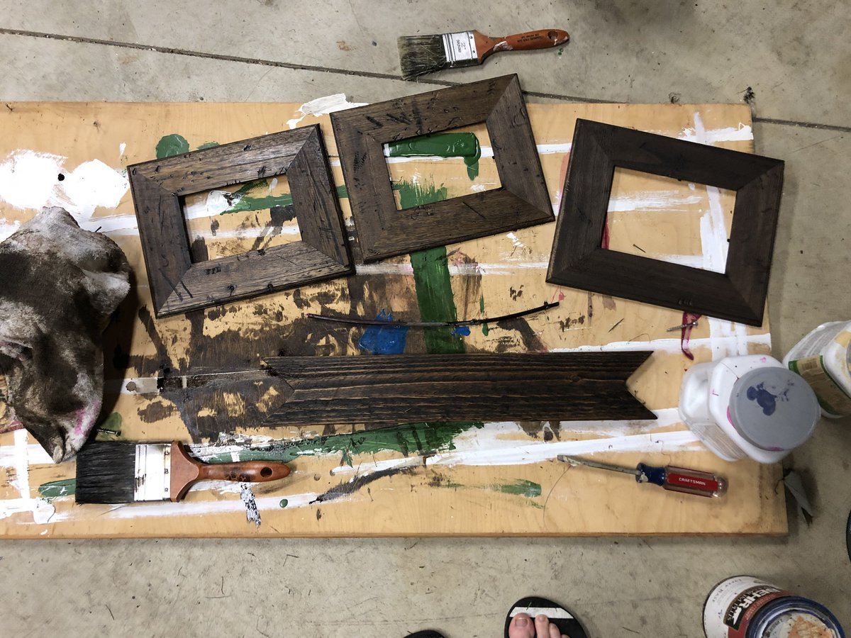 A Saturday night well spent. Lots of #wood #crafting projects in the works. Stage one complete. 👌🏻🎨✨👩🏻‍🎨 #diy #pictureframes #crafturday