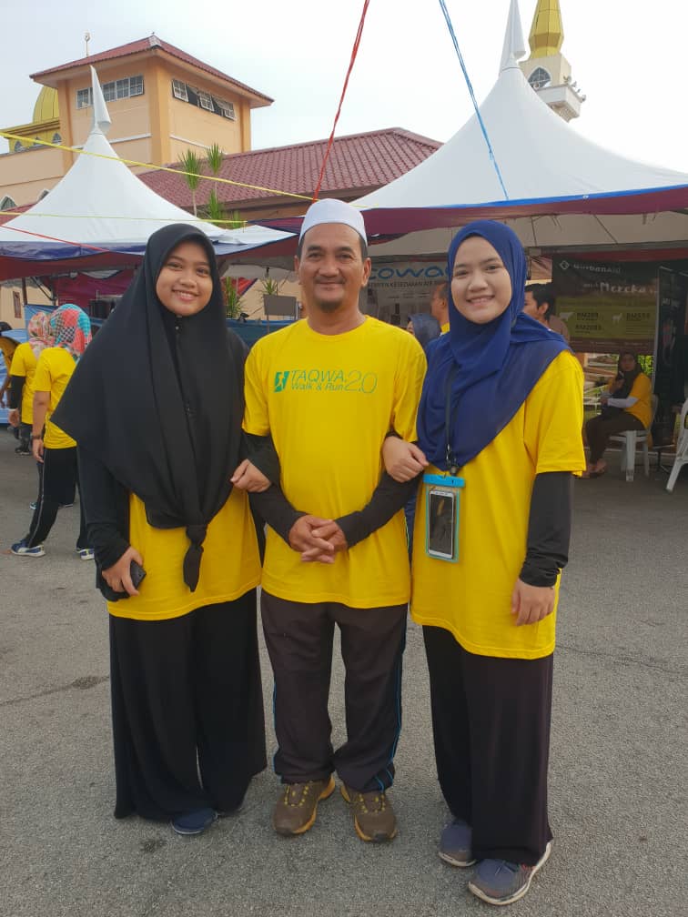 HananiSukaimi's tweet photo. #KarnivalGengMasjid #MasjidAtTaqwaBukitKapar #walkrun with my superhero https://t.co/MF1pQ4ILkH