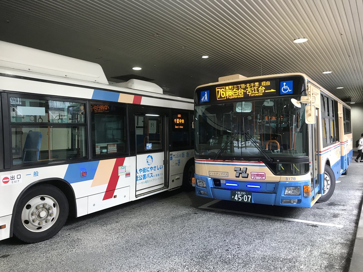 Td115 千里中央は旧型から新型まで幅広いので飽きないですね 阪急バス