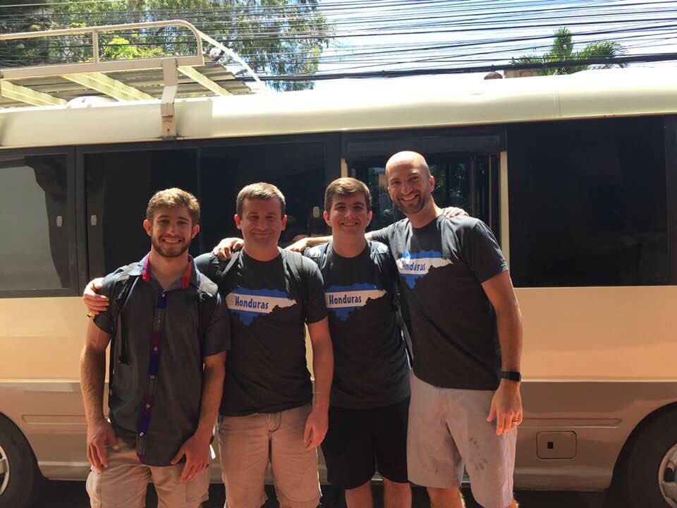 danieljerkins's tweet image. Great week in Honduras. What a privilege to serve the Lord with an incredible team.