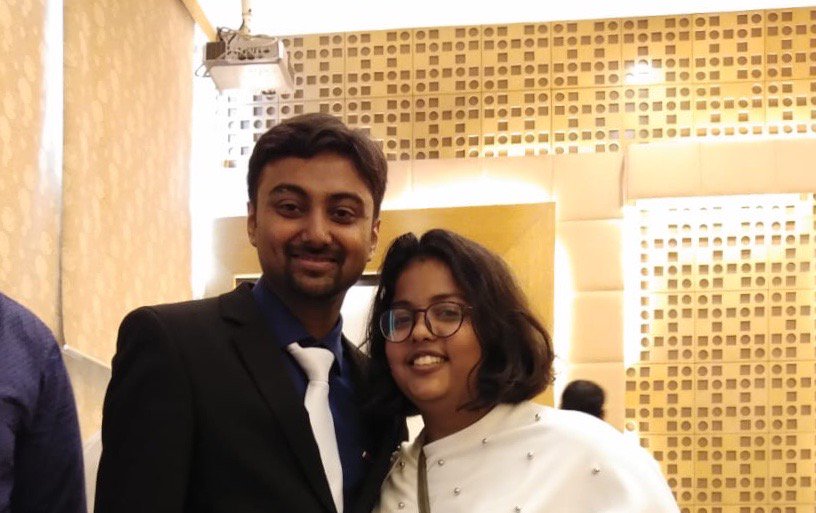 riyajain7111999's tweet photo. Strangers turned best friends turned brothers. Only Rotaract can do that. Brothers who support all the time...
#RotaractUnity
#Rotaract
#Rotaract3054
#RotaractWorld https://t.co/H8L87xfBnT