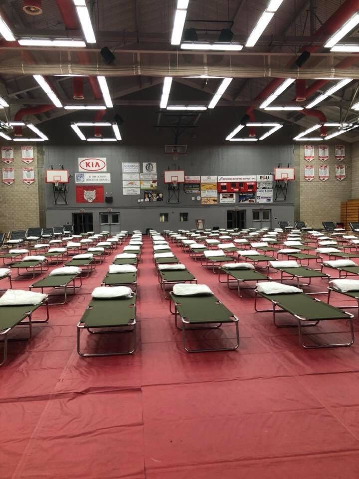 49erOriginals's tweet photo. Foothill High School at 9733 Deschutes Rd in Palo Cedro, CA is now accepting evacuees. #CarrFire https://t.co/BWnz1t7sVt