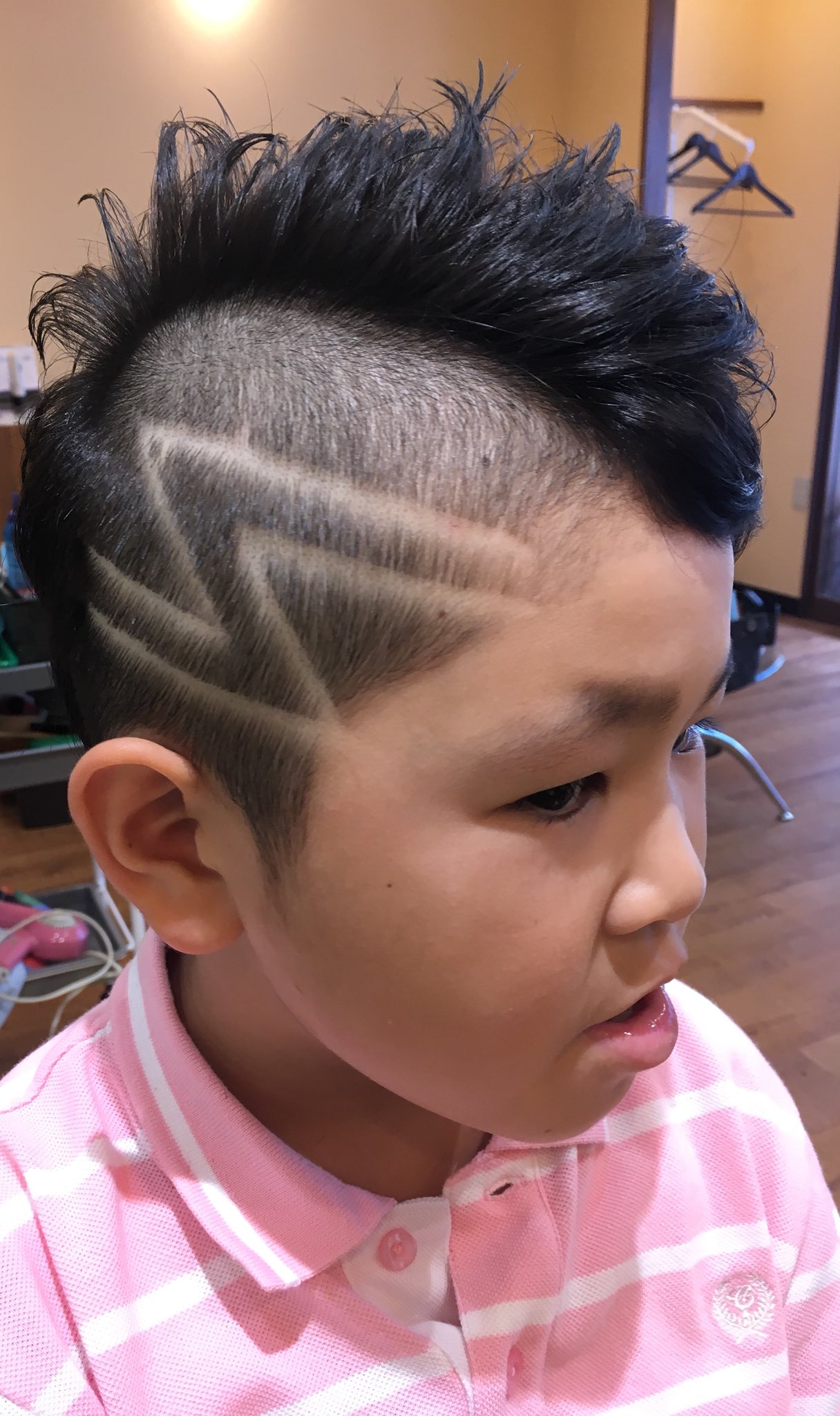 佐倉のプリリン メンズヘアーサロンプリンス 山口陽次郎 昨日のお客様 ダンサーキッズに攻めた髪型を 今日の発表会うまくやってるかなぁ 佐倉市 理容室 床屋 プリンス メンズヘアーサロンプリンス 佐倉のプリリン キッズダンサー ダンサー